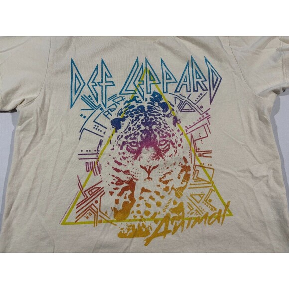 Def Leppard x Chaser Ivory Graphic Print Band Tee Short Sleeve Crew T-shirt Sz S - Picture 3 of 9